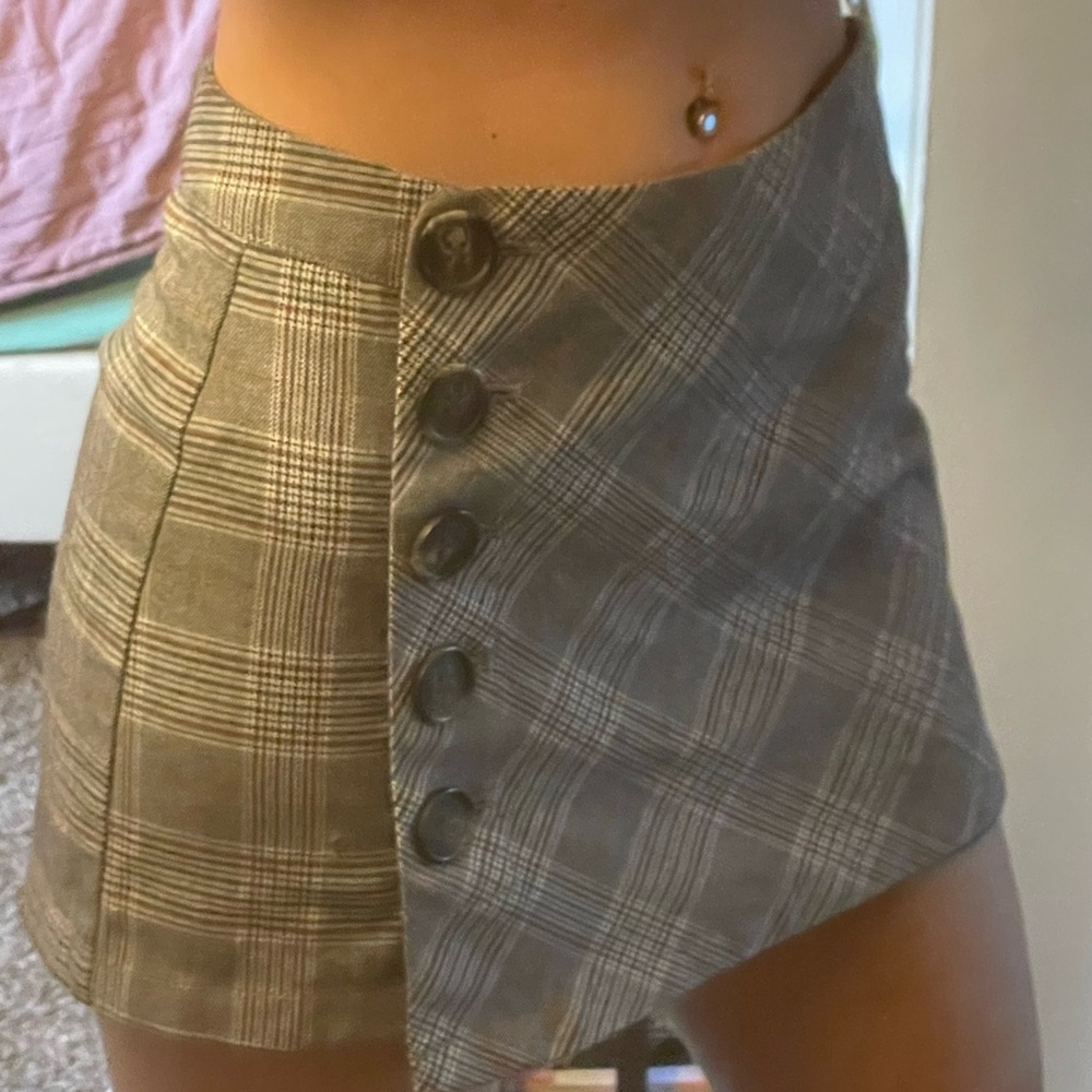 Adorable school girl print skort! Skirt and shorts